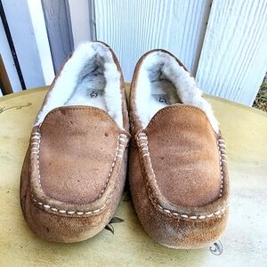 UGG Sz 9 Brown Suede Ansley Moccasin Slippers Cozy Warm Winter Scandi Scandi